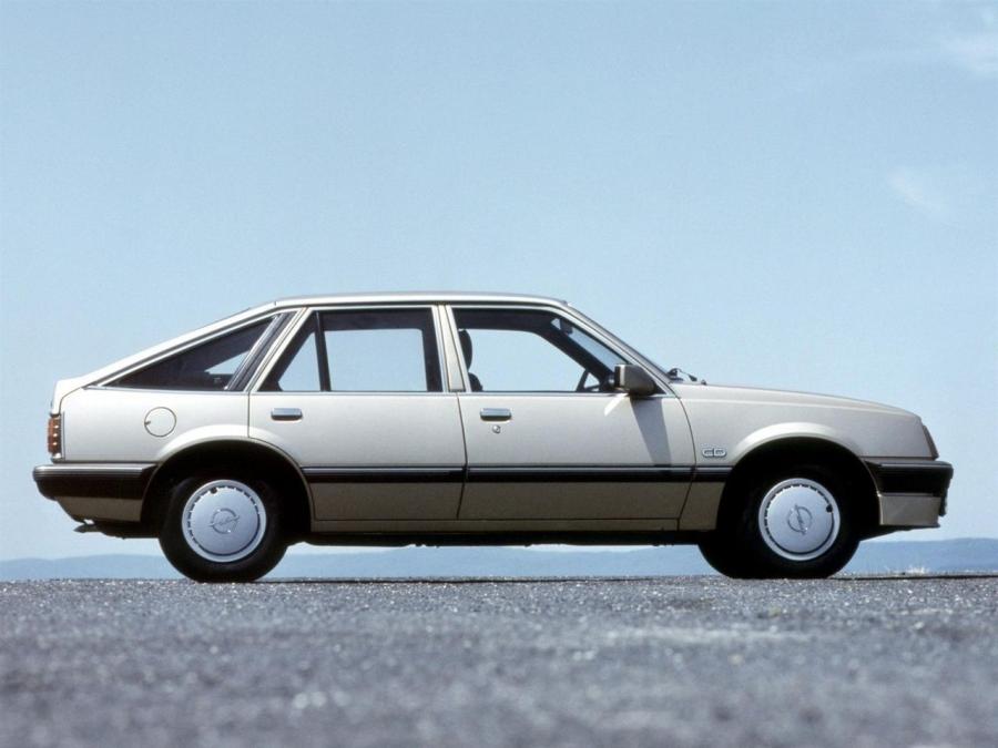  Opel Ascona CC 5-Door 1984 года  (фото 7 из 10)